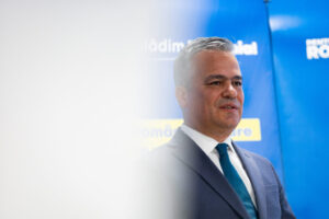 Adrian Veștea își anunță candidatura la șefia PNL și îi cere lui Ilie Bolojan amânarea Congresului pentru 28 iunie