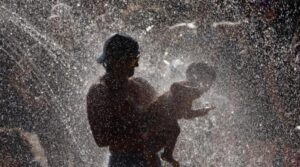 De ce canicula ne face mai iritabili: ce se întâmplă în creier când temperaturile explodează