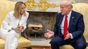 Donald Trump o umilește public pe Giorgia Meloni: M-a implorat să fac o poză cu ea! Reacție dură a premierului italian