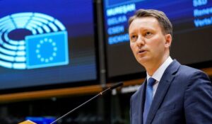EXCLUSIV: PNL îl va propune premier pe Siegfried Mureșan, vicepreședintele Partidului Popular European. Liberalii propune rotativă cu PSD  SURSE
