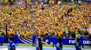Goluri fantastice, un meci cel puţin controversat, noi eliminări, dar și recordul de autogoluri egalat deja, ȋn cea de-a 15-a zi a Campionatului Mondial, lider de audienţă