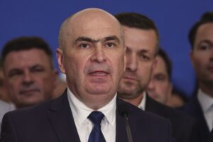 Ilie Bolojan despre Nicușor Dan: „Nominalizarea lui Adrian Veștea nu a fost un gest de fair-play”  Despre masa la care au stat Nicușor Dan și Rareș Bogdan: ”La masă mergi cu cei cu care ai anumite compatibilități”