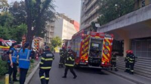 Incendiu la Unitatea de Primiri Urgenţe a Spitalului Judeţean Bacău. 140 de persoane, evacuate