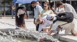 Marți, cod roșu de caniculă în Capitală. De miercuri, bucureștenii loviți de averse și vijelii