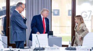 Meloni îl înfruntă pe Trump: „Italia nu este subordonată nimănui, iar popularitatea mea nu te priveşte. Îţi sugerez să ai grijă de a ta”