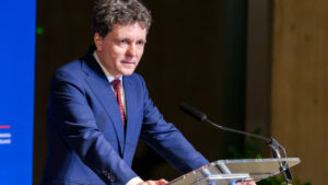 Nicușor Dan: Niște elemente a căror legătură e absolut întâmplătoare a stârnit atâta patimă înseamnă că există o uriașă stare de tensiune și de neîncredere în societate
