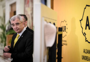 Petrișor Peiu: Trompetele PSD ne reproșează că nu vrem să votăm un nou guvern PSD-Nicușor Dan. Dar de ce nu-i presează oamenii ăștia pe Nicușor Dan și pe PSD să voteze un guvern AUR?