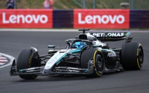 Russell, pole position controversat în Austria  Evoluție bună pentru Ferrari: Leclerc pe doi, iar Hamilton pe trei