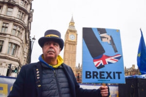 Sondaj: Două treimi dintre cetățenii UE susțin reîntoarcerea Regatului Unit în UE. Britanicii regretă Brexit-ul