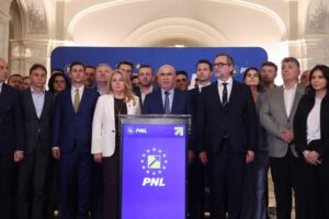 SURSE  Cine intră în echipa lui Ilie Bolojan pentru conducerea PNL: Dan Motreanu, Oana Gheorghiu, Dragoș Pîslaru / Lista pe care o va prezenta Bolojan congresului / Ciprian Ciucu a anunțat că nu candidează la funcția de prim-vicepreședinte