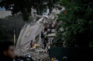 UPDATE Două cutremure puternice consecutive îngenunchează Venezuela / Clădiri s-au prăbușit în Caracas / Autoritățile se tem că vor muri până la 100.000 de persoane