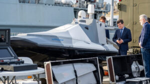 VIDEO  „Sea Baby” de România: Cum a apărut Squallus, drona maritimă românească care ar putea ajuta la securizarea obiectivelor strategice de la Marea Neagră (Frontier Defense)