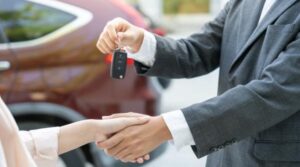 7 lucruri pe care trebuie să le verifici înainte de a închiria o mașină