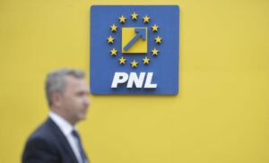 Contestatarii din PNL înlocuiți de Ilie Bolojan de la șefia filialelor după rezultatele slabe au dat partidul în judecată și cer suspendarea deciziilor