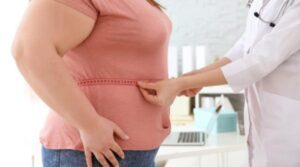 Diabetul începe în jurul taliei. 10 obiceiuri ca să scapi de grăsimea viscerală