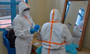 Epidemia de Ebola din Congo depășește 3.000 de cazuri. Peste 1.350 de oameni au murit