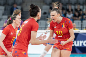 Internaționala română de volei Adelina Ungureanu s-a operat cu succes după accidentarea gravă din Liga Europeană
