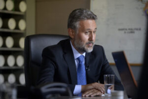 Marius Lazurca și șeful Armatei Române, trimiși de Nicușor Dan la discuții cu administrația Trump