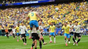 Mondialul nu citește palmaresul. Outsiderii nu mai cer voie să câștige