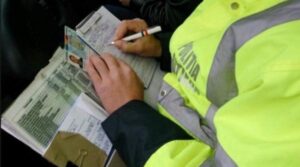 Noi sancțiuni pentru șoferi. Cum se calculează suspendarea permisului auto pentru amenzile neachitate