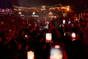 O nouă zi sold out la NIBIRU, 82.000 de vizitatori în stațiunea de pe litoral și un show de neuitat a lui HUGEL în a doua zi a festivalului Galaxia (P)