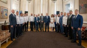 Operațiunea „Musca”: Polițiști români, decorați de Franța după capturarea celui mai periculos traficant de droguri din Europa