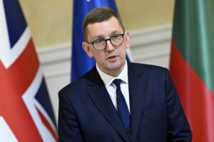 Premierul Estoniei avertizează: Cheltuielile pentru apărare ar fi mai mari dacă eșuăm să-l descurajăm pe Putin