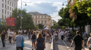 Primul weekend din august aduce noi experiențe pe Calea Victoriei, la „Străzi Deschise – București, Promenadă urbană”