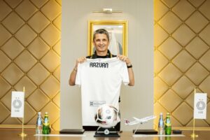 Răzvan Lucescu a semnat cu o nouă echipă după plecarea de la PAOK. Ce salariu va avea antrenorul român