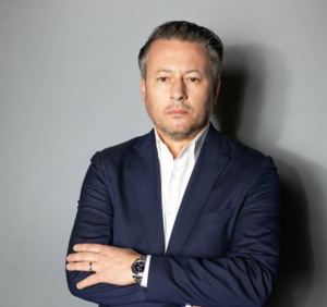 Revocat de la conducerea Teatrului Muzical Ambasadorii, Ciprian Rogojan acuză: „O piesă ieftină de teatru, cu finalul scris dinainte”