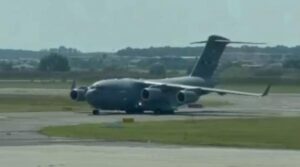 România sare în ajutorul Venezuelei: O aeronavă C-17 Globemaster a decolat de la Otopeni cu tone de ajutoare umanitare