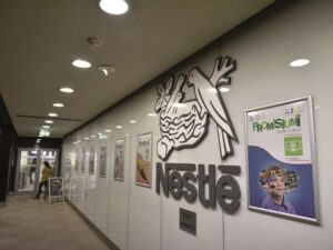 Românii au mai mare apetit de cumpărături: Elveţienii de la Nestlé au raportat o creştere de 4,4% pe piaţa locală, peste media globală a gigantului FMCG
