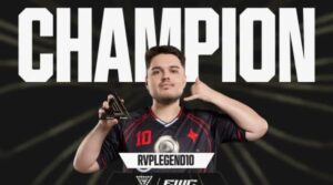 Românul care a cucerit lumea la EA FC! Răzvan „RvPLegend” Puiu este noul campion mondial și a câștigat 250.000 de dolari