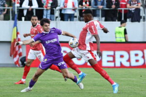 Sancțiune drastică după gestul din FC Argeș  Petrolul, din Superliga. Antrenorul echipei FC Botoșani, suspendat două etape