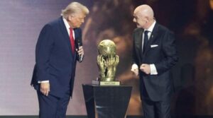 Scandalul Mondialului: Trump confirmă că l-a sunat pe președintele FIFA pentru cartonașul roșu