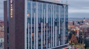 Secretele managerilor de succes: Strategiile care salvează turismul în România