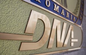 SURSE  Cine sunt directorii din industria de armament reținuți și acuzați de DNA că au luat șpagă