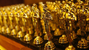 Un celebru actor de la Hollywood premiat cu Oscar debutează în muzică la 88 de ani