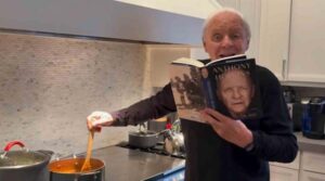 Un celebru actor de la Hollywood, premiat cu Oscar, debutează în muzică la 88 de ani