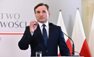 Ungaria revocă azilul pentru fostul ministru polonez al Justiției Zbigniew Ziobro și fostul său adjunct Marcin Romanowski / Ambii sunt acuzați în Polonia de abuz de putere