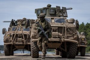 UPDATE VIDEO  Polonia mobilizează armata după ce a descoperit un crater creat de un „obiect neidentificat” explodat / Ucraina susține că e o rachetă de croazieră