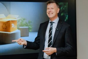 VIDEO  Giles Portman, ambasadorul Regatului Unit in România: Românii au o contribuție uriașă la economia și viața din Marea Britanie