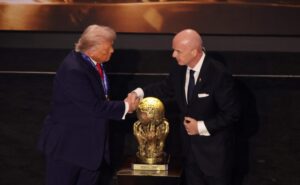VIDEO: Jucătorii Belgiei l-au ironizat pe Trump după victoria clară cu SUA  Festival de meme-uri pe net după eliminarea americanilor de la Cupa Mondială