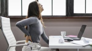76% dintre tinerii din Gen Z folosesc AI pentru sfaturi medicale, dar amână consultațiile la doctor