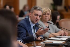 Aproape 413 milioane de lei, validaţi de ANRE pentru deconturi în cadrul schemelor de plafonare-compensare, în perioada 18 mai  31 iulie