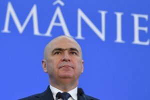 Bolojan: „Cetățenii nu vor fi deconectați”. La nevoie, Transelectrica va putea limita consumul marilor fabrici