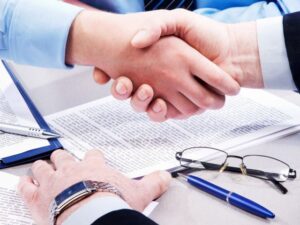 BRK Financial Group merge la maximul dobânzii aprobate de acţionari şi emite obligaţiuni de 10 milioane de lei, cu cupon fix de 12% pe an