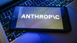Cum a distrus Anthropic în secret milioane de cărți pentru a-și antrena inteligența artificială