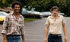 EXCLUSIV  Drumul lui Ion spre casă: A fugit de comunism înot, a ajuns om al străzii în America, iar acum se întoarce în România. Un american i-a schimbat destinul după ce l-a întâlnit într-o bibliotecă