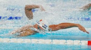 FABULOS! David Popovici a spulberat concurența la Paris și a cucerit aurul european la 100 m liber cu un nou record al competiției